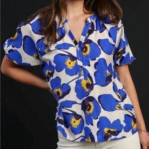 Umgee Floral Print Boxy Cut Top in Blue Mix Medium